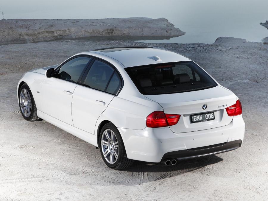  BMW 325i Sedan M Sport Package 2011 года  (AU) (фото 4 из 11)
